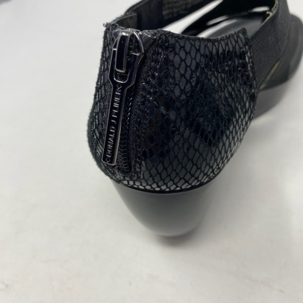 Donald J Pliner Chea-22‎ Sandals Womens 7.5M Snake Print Black Wedge 90s Strappy - Picture 3 of 16